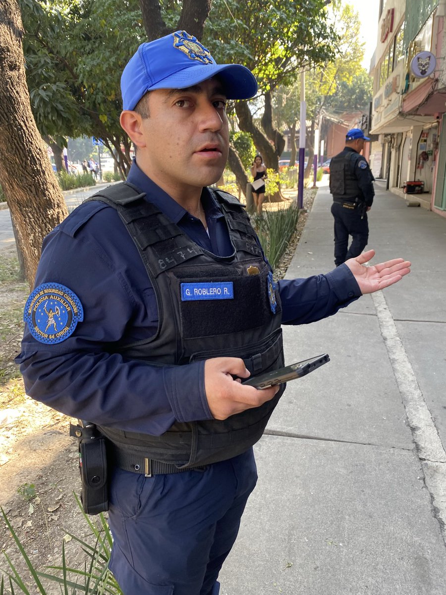 alex_lug's tweet image. En fin este tipo de agresores disfrazados de policías obviamente cómplices de las lacras violentas no quieren más que llenar una cuota incriminando al parecer, son corruptos por mentir e intentar intimidar por que les da coraje que pude acceder a un equipo de abogados a quienes…