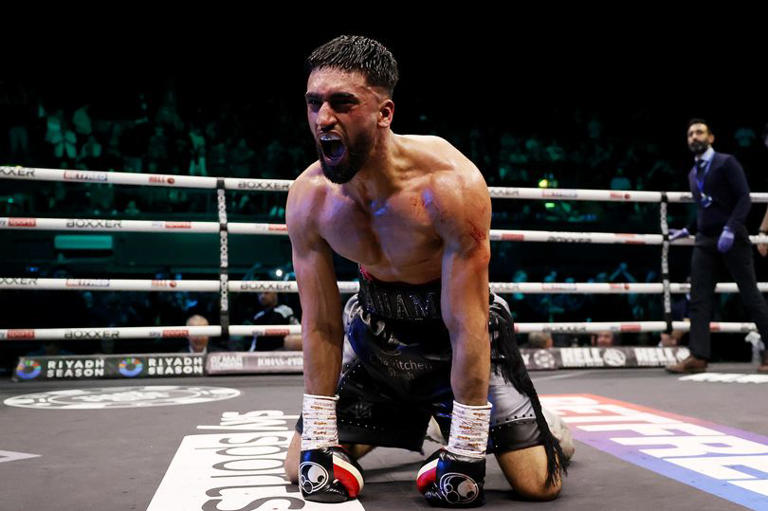 PakPassionSport's tweet image. Adam Azim is tipped to emulate Amir Khan’s success, with trainer Shane McGuigan praising his evolution from counter-puncher to aggressive finisher. “He’s developing into a very special talent… I have no doubt he’ll be a two-division champion.” #Boxing #Azim #AmirKhan #McGuigan