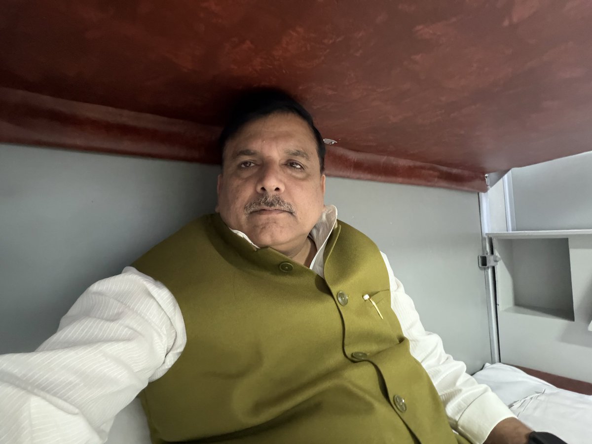 mgmaheshgarg4's tweet image. आप नेता संजय सिंह आज राजस्थान में नरेश मीना के समर्थन में करेंगे रैली,@SanjayAzadSln
जनता से करेंगे आह्वान — अब राजनीति में ईमानदारी का समय @NareshMeena__

@AamAadmiParty @ArvindKejriwal
@Ghanendr_ @News18Rajasthan 
@SachBedhadak @DainikBhaskar @JagranNews
