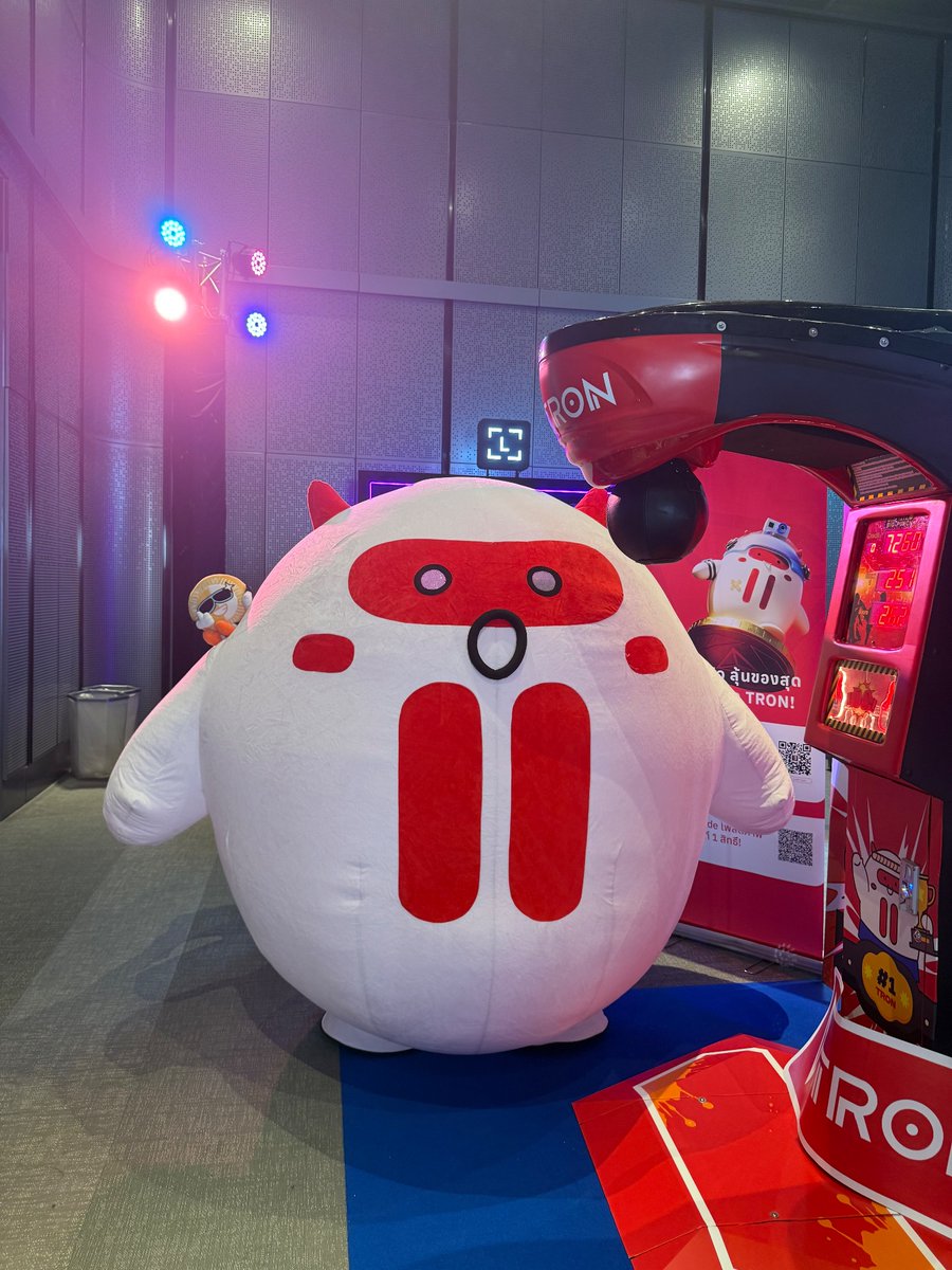 OfficialSUNio's tweet image. . #SunPump shines at #THBW along with TRON Eco projects!

From memes to momentum🚀

#THBW2025 #ThailandBlockchainWeek