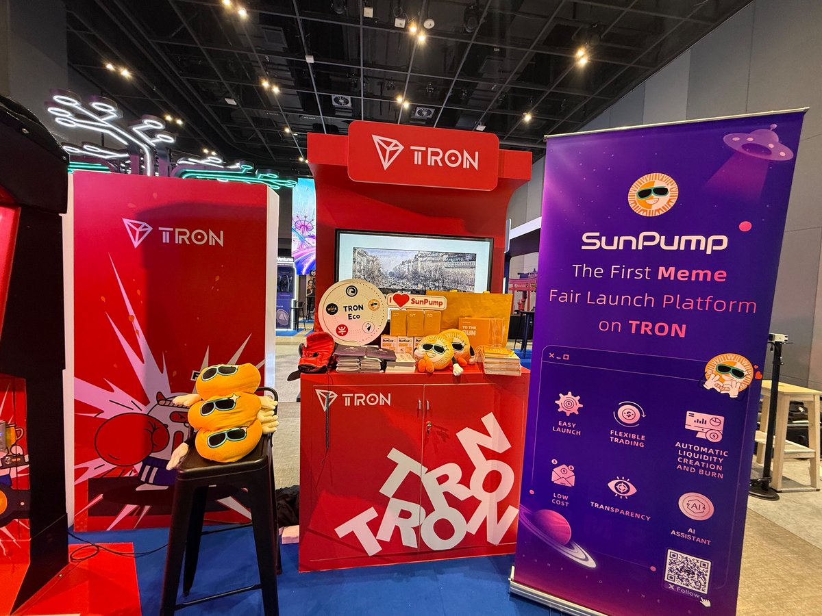 OfficialSUNio's tweet image. . #SunPump shines at #THBW along with TRON Eco projects!

From memes to momentum🚀

#THBW2025 #ThailandBlockchainWeek