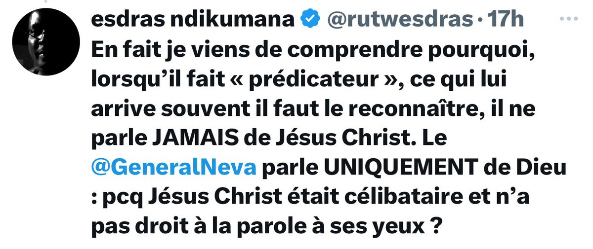 On reconnaît parfois la pauvreté d’une pensée à la confusion de sa syntaxe.
Quand la langue trébuche, l’esprit aussi perd l’équilibre.

Peut-être faudrait-il que <a href="/rutwesdras/">esdras ndikumana</a>, “célèbre” journaliste de <a href="/RFIAfrique/">RFI Afrique</a>, commence par apprendre à écrire avant de prétendre analyser la foi.