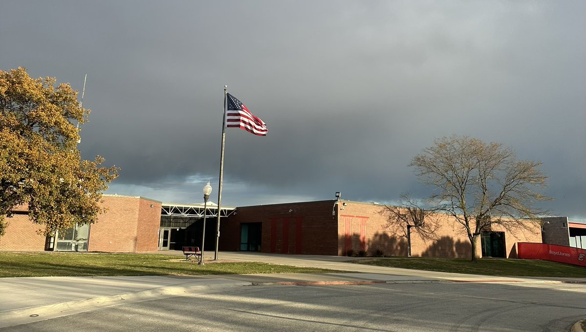 jaydenlspeed's tweet photo. I started my morning by dropping off some donations at Conestoga and chatting with school officials. I’m so proud of our district, administrators, educators, and students. I’ll be an ally for public education in the legislature. https://t.co/K6I1xwCIdZ