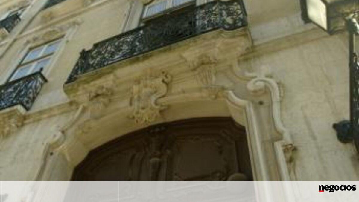 Governo entrega palácio na zona mais cara do país à CIP ebx.sh/Hg8ULU