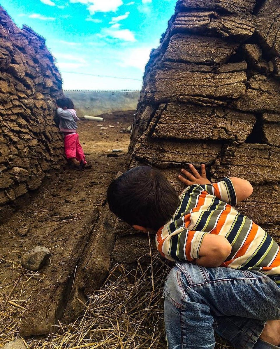 لعبناها و حنا صغار وش تسمونها عندكم؟😌