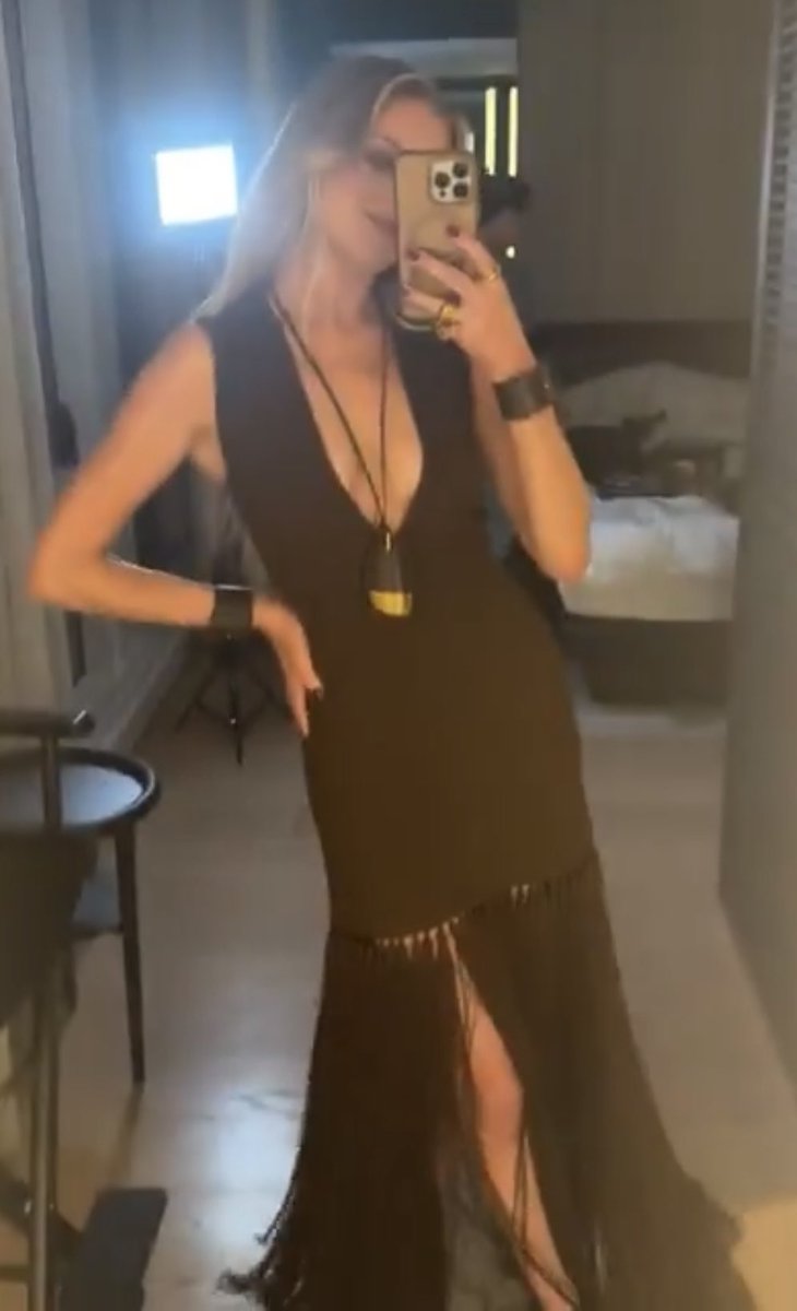 Queen Karen Mallerini tweet media