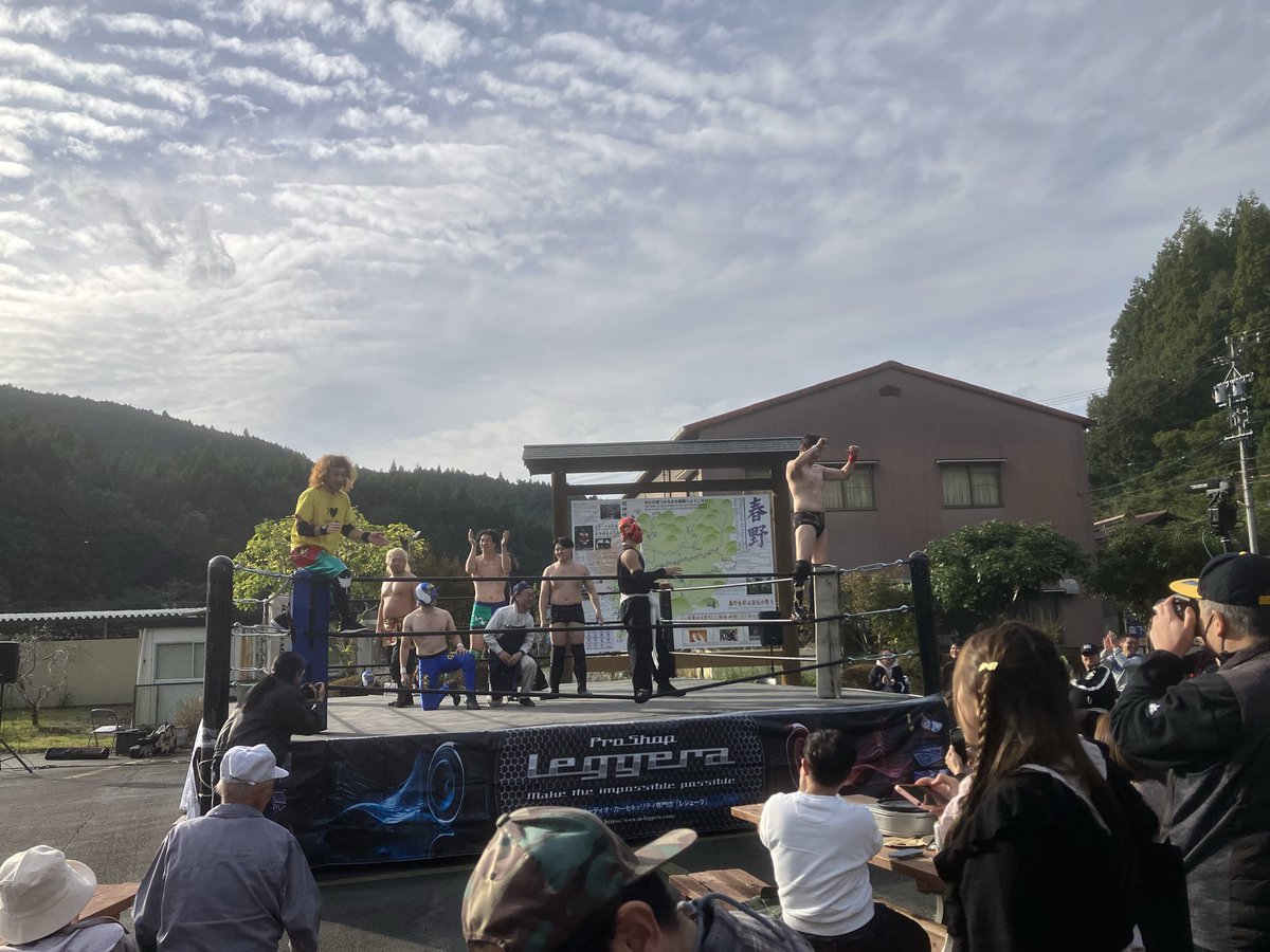 先週は天狗一武道会、無事盛大に開催され、ご来場の皆様、プロレスリングFLASH‼︎の皆様、主催していただいた内藤さんとお友達の皆様、その他諸々の皆様今更ながらですがありがとうございました♪
ぜひまた来年！！