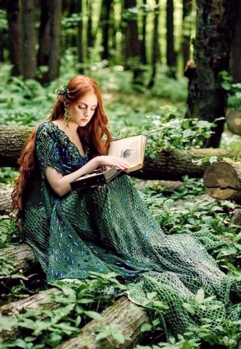 Good morning ☀️☕
Surround yourself with positive energy and watch how it transforms your Saturday into an Extraordinary Day..🎶🍃🎶

Serene Saturday Everyone 💚♥️💚