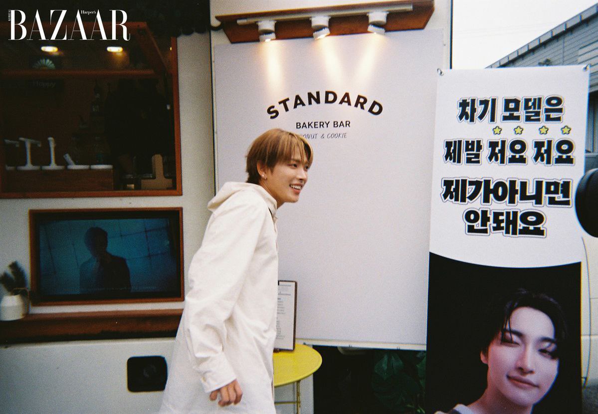 starshapedfluff's tweet image. Seonghwa’s coffee truck for Hongjoong 😆

“For the next model
Please let it be Me Me
If it’s not me
It won’t do”
(It has to be Me)