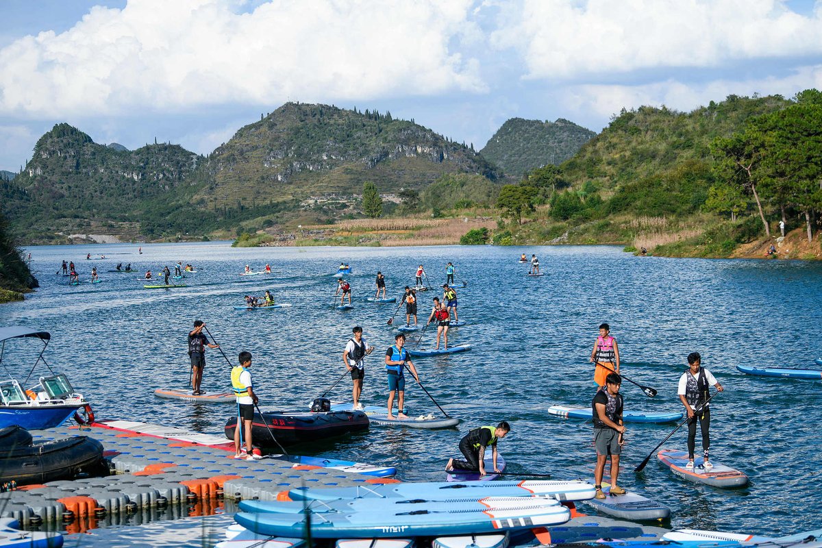 CGTNGlobalBiz's tweet image. Paddleboarding, #frisbee, rock climbing, #skateboarding, and #breaking — these trending sports have been taking over the youth scene in recent years, fueling a new wave of #sports consumption in China.