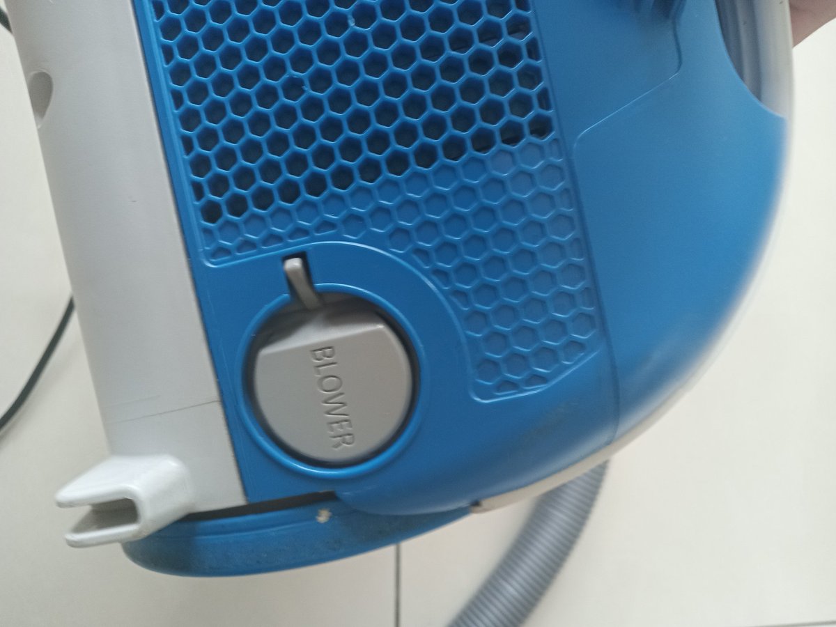 Should I put my cock? 🤔