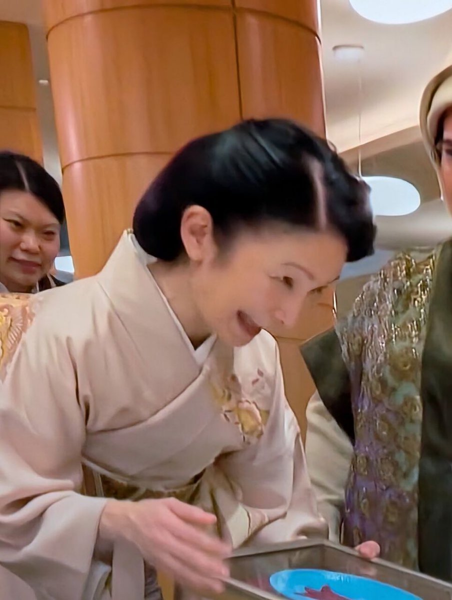 cl1576's tweet image. 人間だからね、一瞬の切り取りでさまざまな表情をするでしょうよ。でも、この方はよくこのような目つきをする。そして、この目つきは日本人には好まれない確率が高い。
その１。