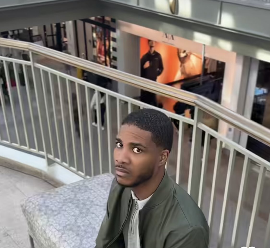 promiseuzoechi's tweet photo. Me looking at my dashboard like
“Who tf is that one active user?”
(It’s me. Testing again.)
#ashdeck https://t.co/nT573O9Ch8