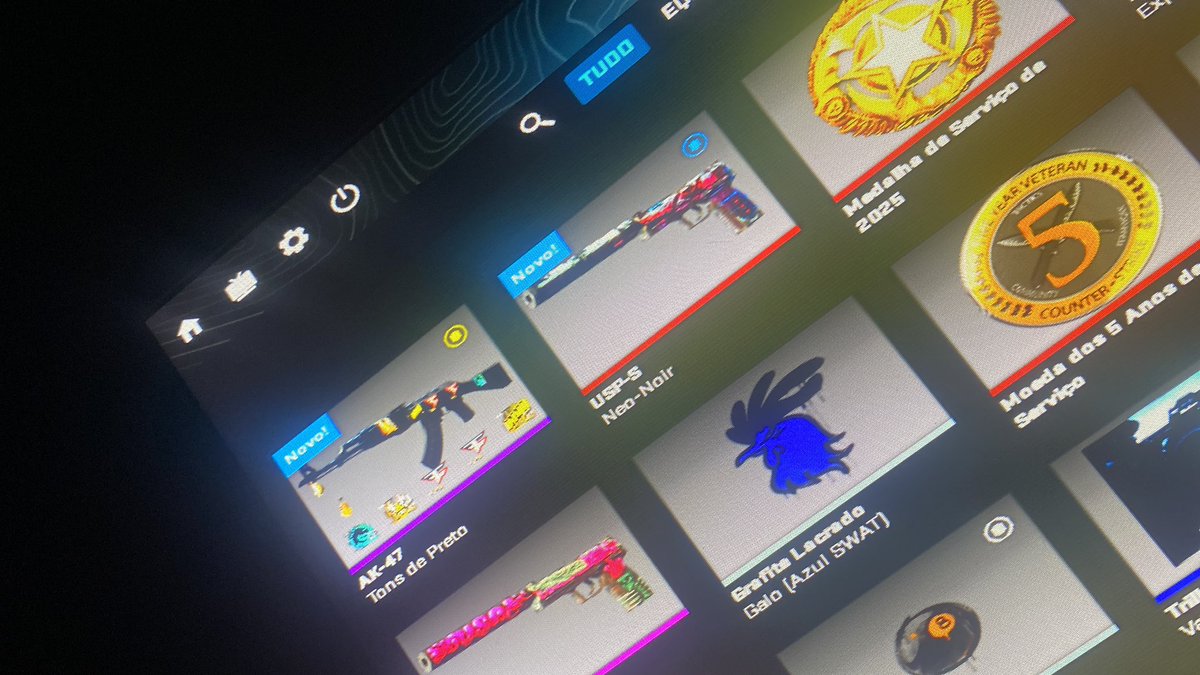 art_h44's tweet image. OFERECIMENTO CSGOSKINS DEPOSITEI 600 SAI COM 800 VEM COM NOIS QUE C PASSA DE ANO NÃO É PRESSA NEM LOUCURA E O CORRE DA VERDURA CUPOM: FKS DA 10% DE BÔNUS NO SEU DEPÓSITO E 3,00$ de graça, @fkscsgo