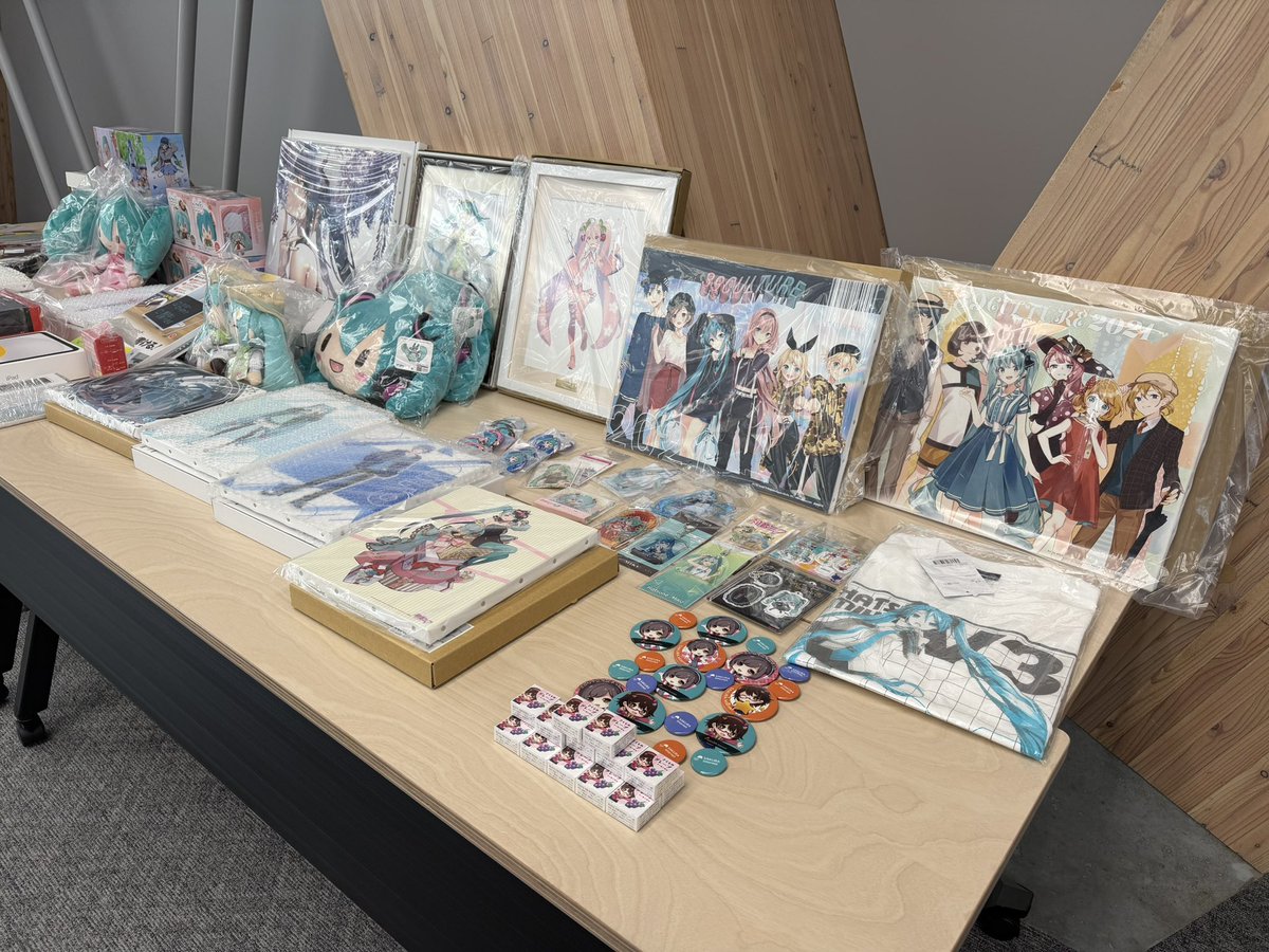 yumu19's tweet photo. 協賛企業からの賞品・ノベルティの提供🙌 #u16procon https://t.co/AxR3Bklqmr