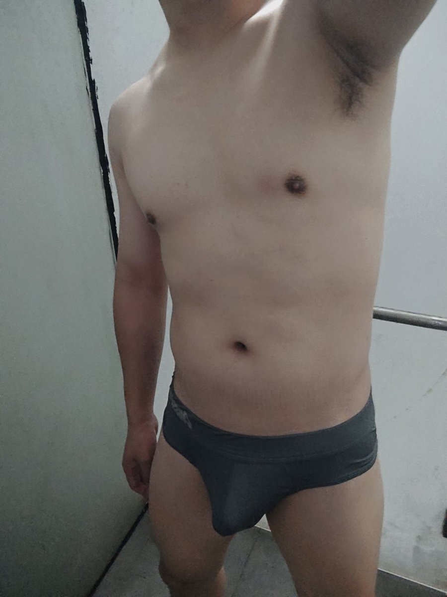 KevinWafcuk's tweet photo. 记录一下健身的汗水 https://t.co/FjLuVk3IZk