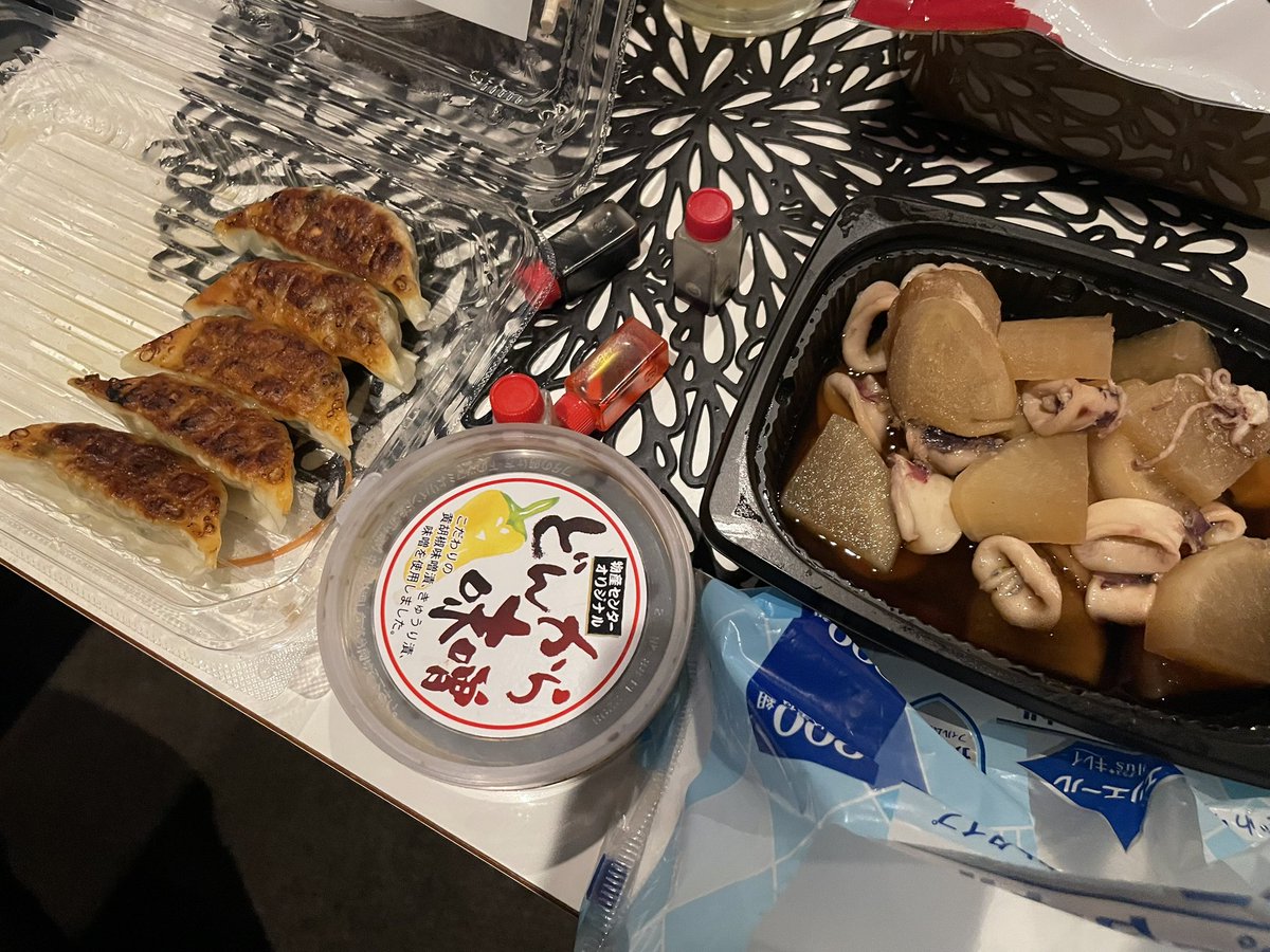 米BAR始まった！！！！
今までにないくらい多めの自家製のおかず！！！！！