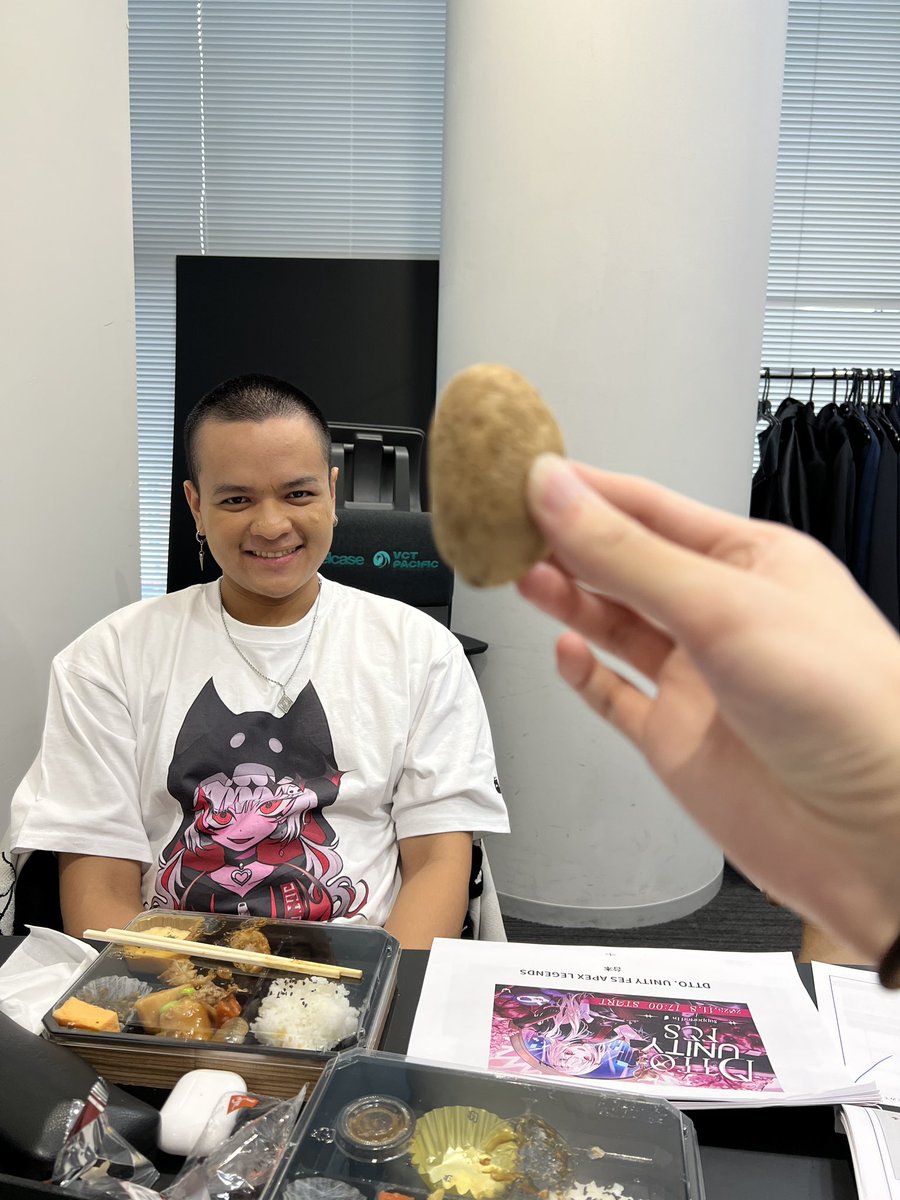 どっちがユリース！？