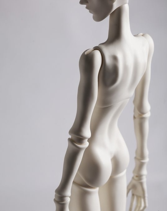 s3kin0's tweet image. this may sound ridiculous but i really do get jealous over dolls’ body types. like i really wish i could be built like this