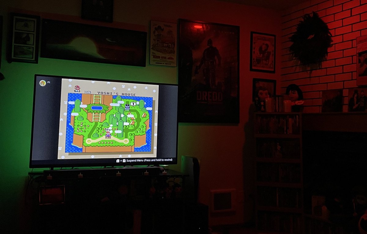 rexkwondox's tweet image. A perfect night 🎮🖤