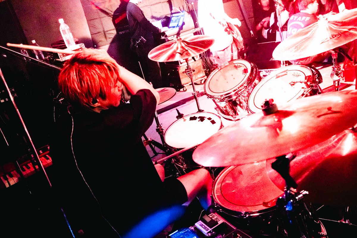 ☀️MONOEYES☀️

11/4☀️10th Anniversary
-Running Through the Fire Tour 2025-

ツアー14本目！

東北ライブハウス大作戦シリーズ最終日
石巻BLUE RESISTANCE
写真たちアップされました📸(15枚)
instagram.com/p/DQyS3Xkk29P/…

#MONOEYES
#RunningThroughtheFireTour2025
#ふたたび時差