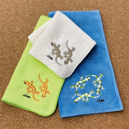itoe_em's tweet photo. itoe いとえ です。
デザフェスvol.62にてオリジナルデザインの刺繍小物を販売します。カエルやヤモリ、インコ、メンダコ、ネコなどのハンドタオルやティッシュケースなど🐸🦎🐥😺
ブース番号 南館 Ｉ-242
出展日 11/15のみ(土曜日)
出展名 itoe いとえ
#デザフェス62リポスト
@designfesta https://t.co/wNuK284ejz