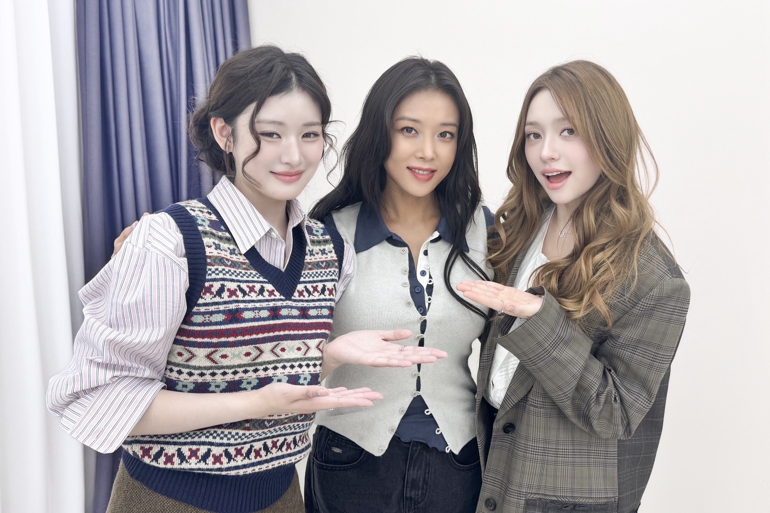 G5NveICbIAMX5PE?format=jpg&name=large