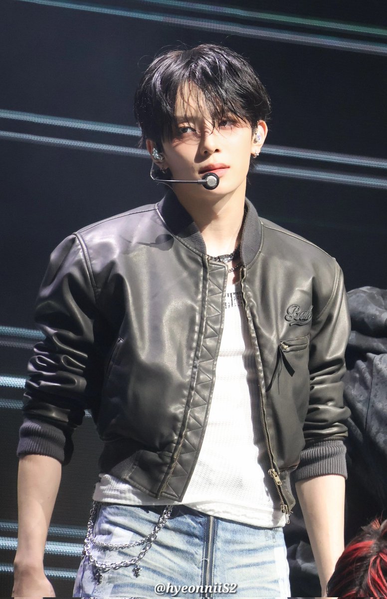 251108 베리베리 팬미팅

유강민 오늘 왤케 남자

#강민 #유강민 #KANGMIN
#베리베리 #VERIVERY