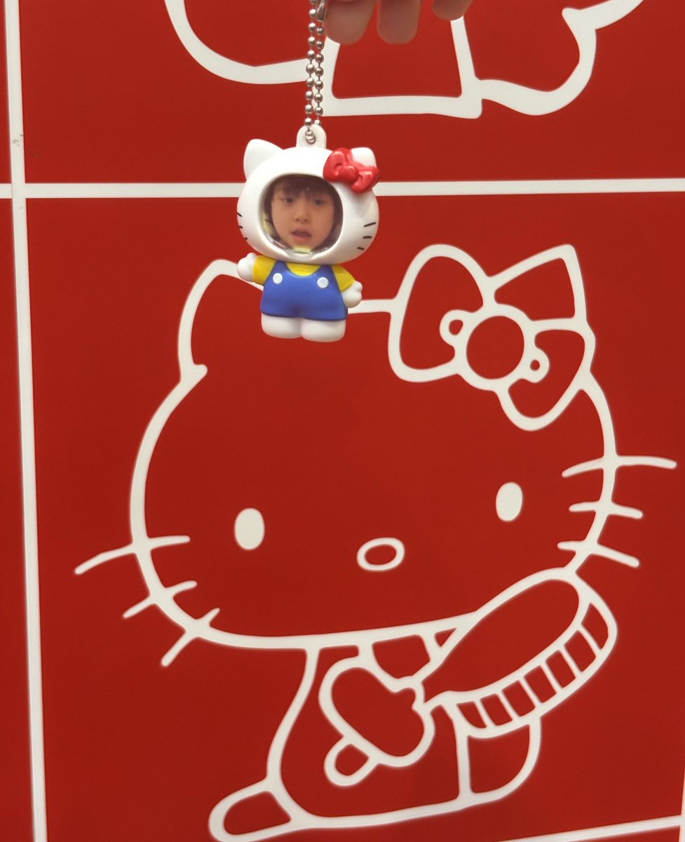 pitt3cat's tweet photo. ハローキティ展に来たよ♡
#JAKE
 #ハローキティ展 #HelloKitty展 #hellokitty_exh https://t.co/1XefnKI4xp