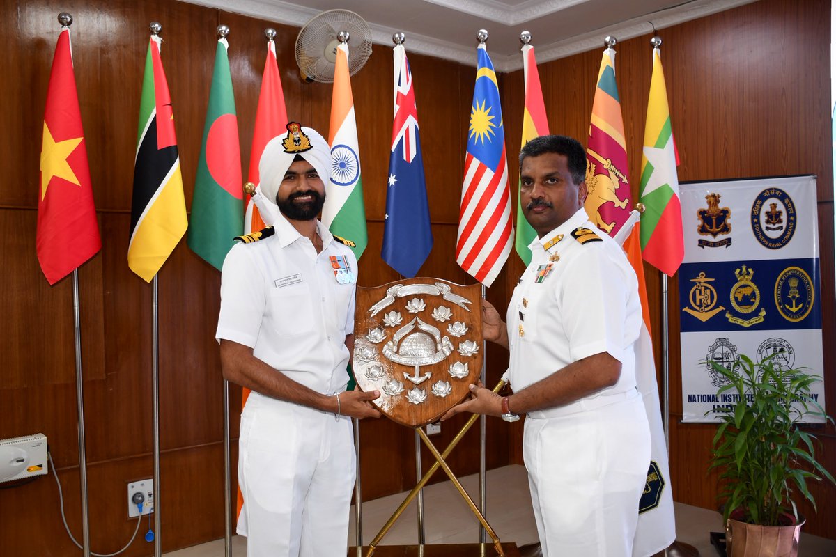 IN_NIH_GOA's tweet photo. #KnowledgeBegetsPrecision #ज्ञानेनपरिशुद्ध्यते 🌍🗺️🌊
🇮🇳🤝🇦🇺🇧🇩🇬🇭🇮🇩🇲🇾🇲🇿🇲🇲🇱🇰🇻🇳
Valedictory ceremony for the 47th #LongH #IHO recognised CAT ‘A’ programme was held at #NIH on 08 Nov 25 marking the graduation of 15 officers as qualified hydrographers.
@IndiannavyMedia https://t.co/BUE92GycHW