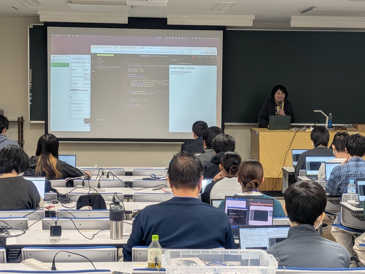 WebIoTmakers's tweet image. 【秋田】#CHIRIMEN を使ったハンズオン、いよいよリモートコントロールの実践！本日の講師は矢島佳澄さんです。
#webiotmakers
#秋田大学