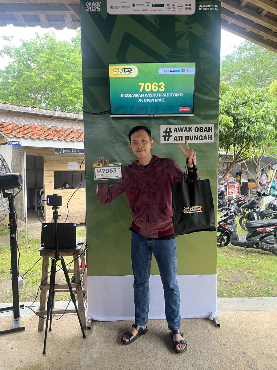 Memeriahkan seperti biasa.