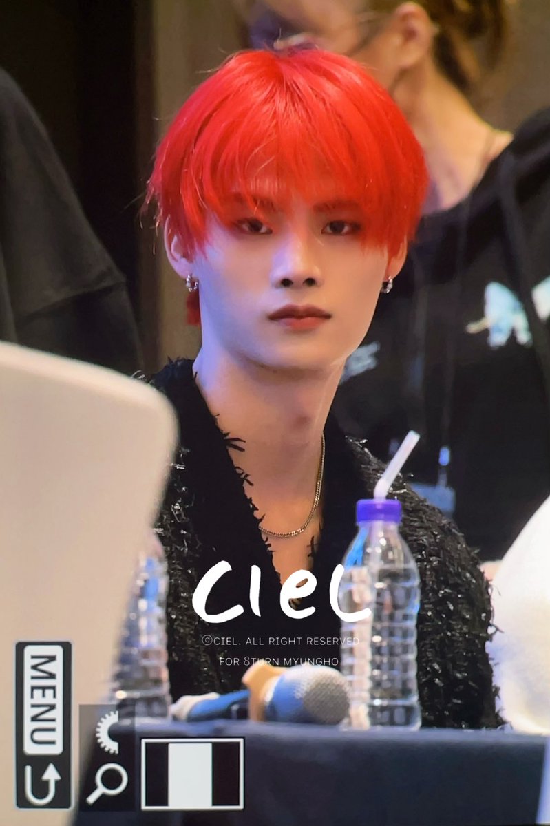 251108

#8TURN #에잇턴 #지명호 #MYUNGHO