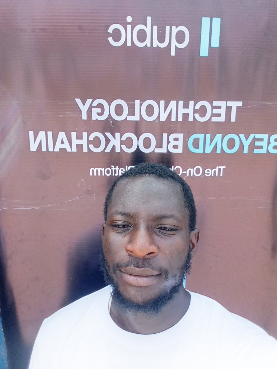 BudsNocode's tweet image. Live at Confluence with @Qubic_Nigeria #GQubic .

@BlockchainLAUT1 is cooked and Goated...