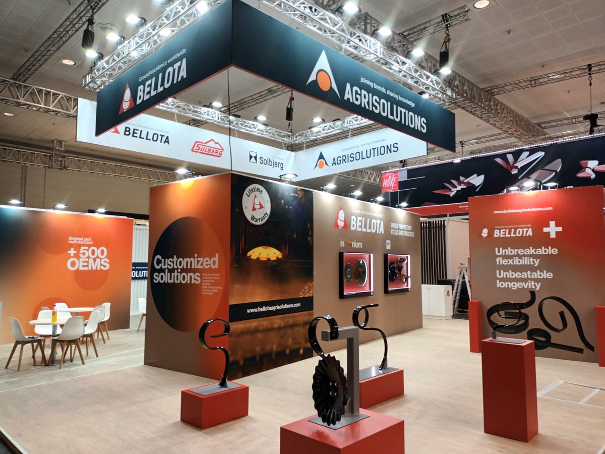 BAgrisolutions's tweet image. ¡Todo listo para el inicio mañana de #Agritechnica2025, la feria de referencia a mundial en maquinaria agrícola! Así de espectacular luce nuestro stand ➡️ Hall 11, Stand E31. ¡Te esperamos! 🚜

#SomosAgro #Agricultura #ExtendedLifeAgriSolutions