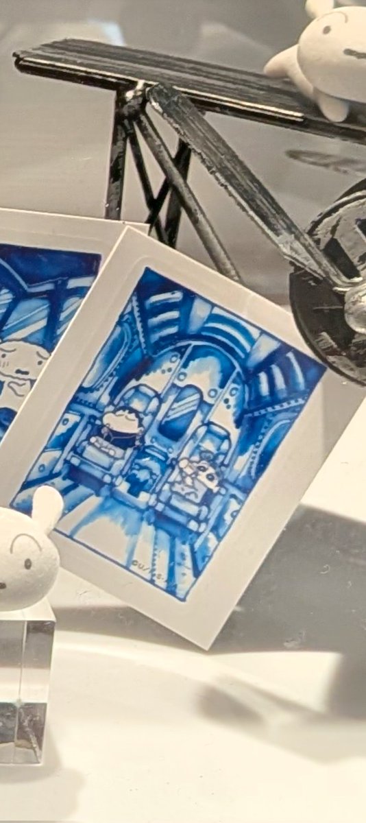 クレヨンしんちゃん 青山デカーボ 羽田空港 この2枚が被ってしまった。
しんちゃんとひまわりを被りでお持ちの方がいたら..