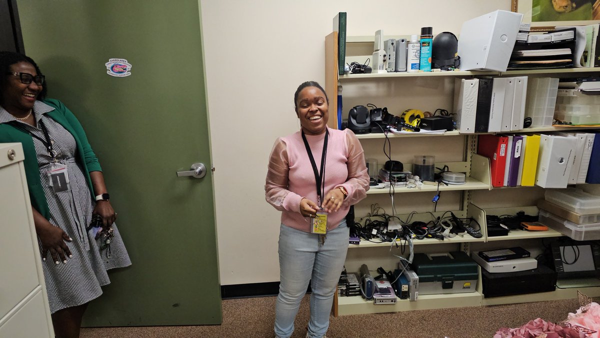 shadrack_henry's tweet image. Celebrating the incredible Ms. Koon Koon! As our Technology Support Specialist, she ensures smooth operations for students, staff, and parents every day. Ms. Koon Koon embodies diligence, professionalism, and teamwork—she actively supports every member of our school community.