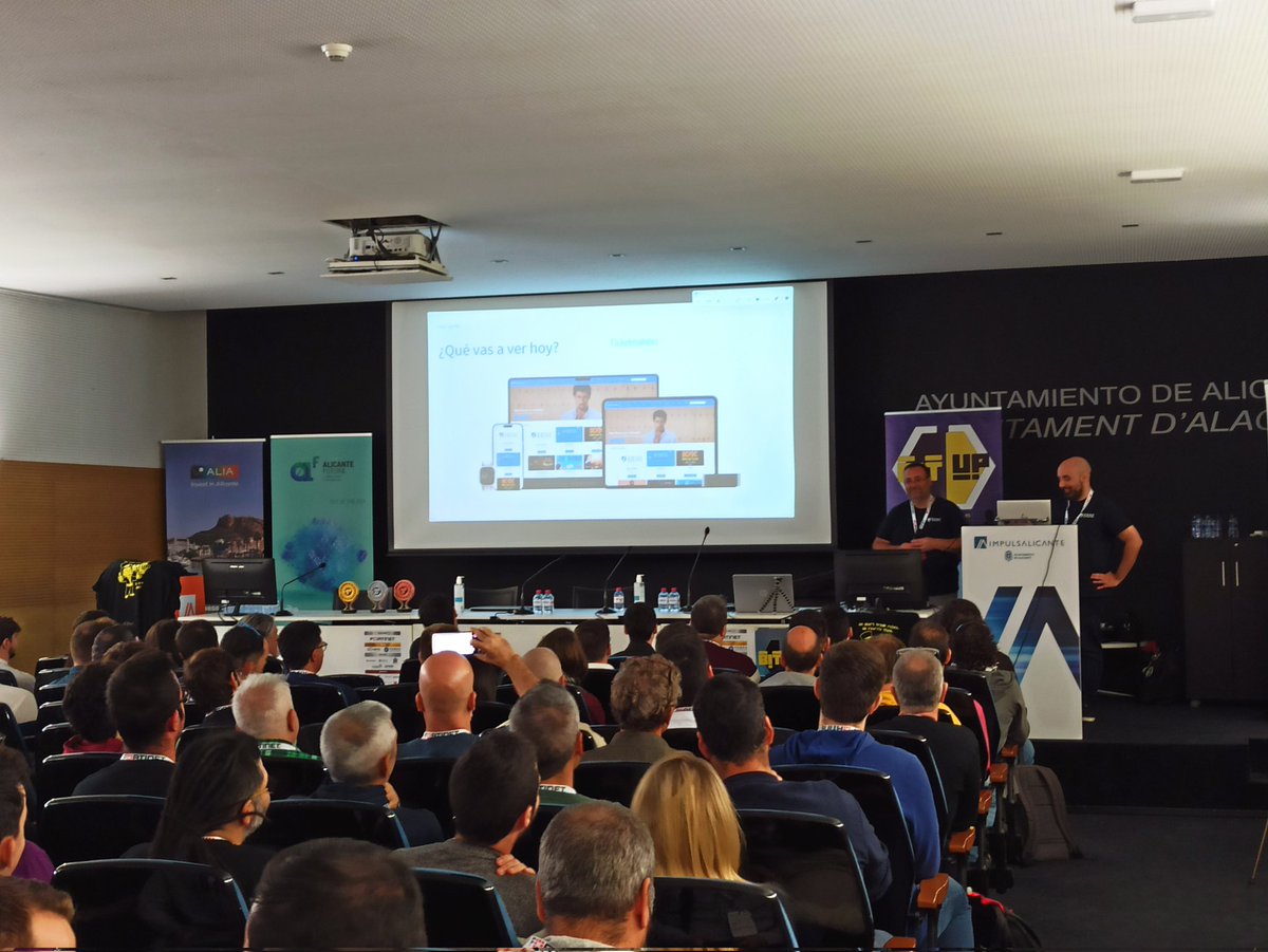 Seguimos! 
"Hack &amp; Patch: OWASP en combate"
Por David Soto y Samuel Hernández. De <a href="/ERNI/">ERNI</a>