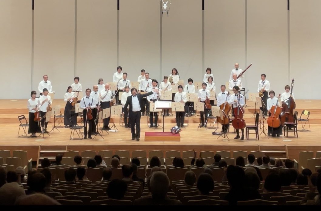 sinfonietta_ome's tweet photo. 第23回定期演奏会、無事終了しました。足を運んでくださった皆様、ありがとうございました！響きの良いホールで、楽しく演奏できました🎶
#秋川キララホール #シンフォニエッタ青梅 #青梅 https://t.co/fIxasAxbj3