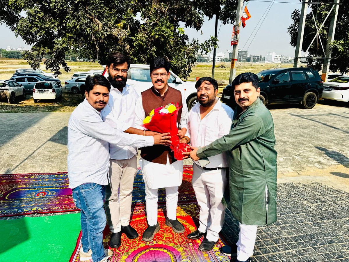 BjymPanipat's tweet photo. आज़ जिला कार्यालय श्याम कमल मे प्रदेश युवा मोर्चा के प्रदेश अध्यक्ष @YogiSharmaBJYM  प्रदेश सचिव राहुल राणा प्रदेश उपाध्यक्ष संदीप साजुमा जीऔर प्रदेश सचिव और पानीपत युवा मोर्चा प्रभारी @SUNNYNARA16 जी का पानीपत आगमन पर युवा मोर्चा ने स्वागत किया 🙏 https://t.co/5MIVXgoKUG