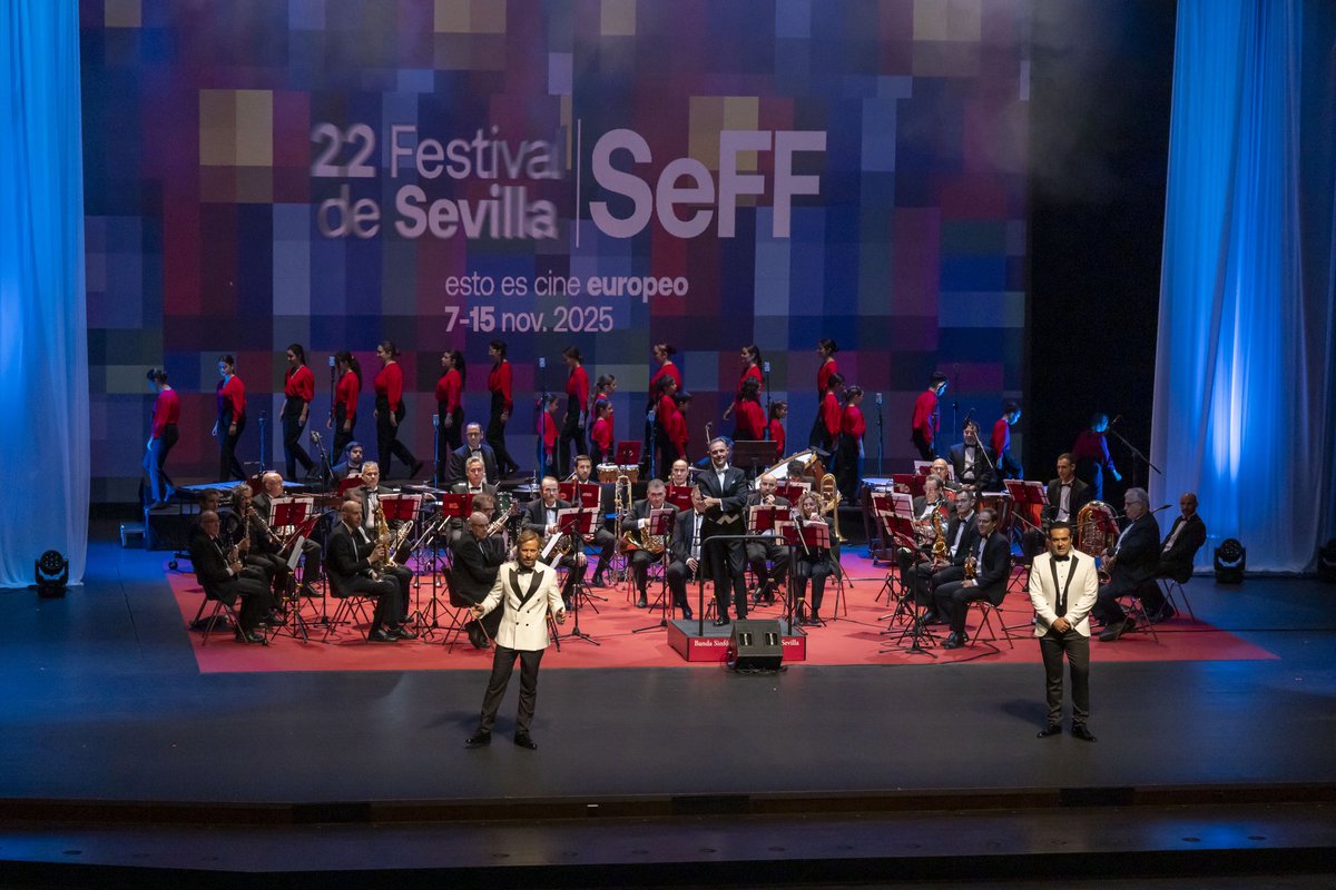 mediamovida's tweet photo. 📽️🎞️ Así fue la gala inaugural de la 22 Edición del Festival de cine europeo de #Sevilla (@festivalsevilla)

📸 @Consubgns 

#22FestivalSevilla #SEFF2025 https://t.co/KU62FNEfad