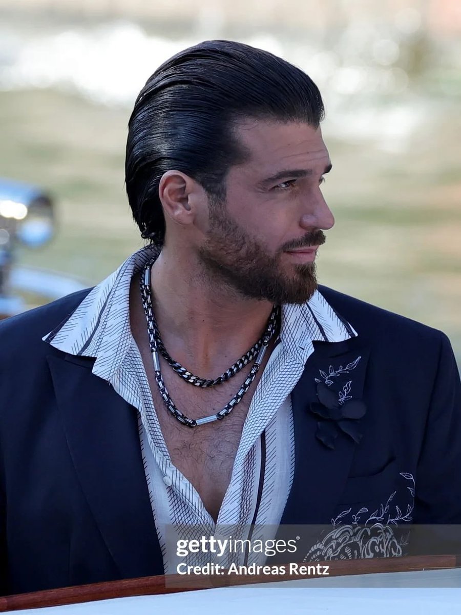 Buon compleanno a un attore straordinario, con un cuore grande. Ci vorrebbero più persone come te!".
#CanYaman 🎉
 #HappyBirthday36CanYaman