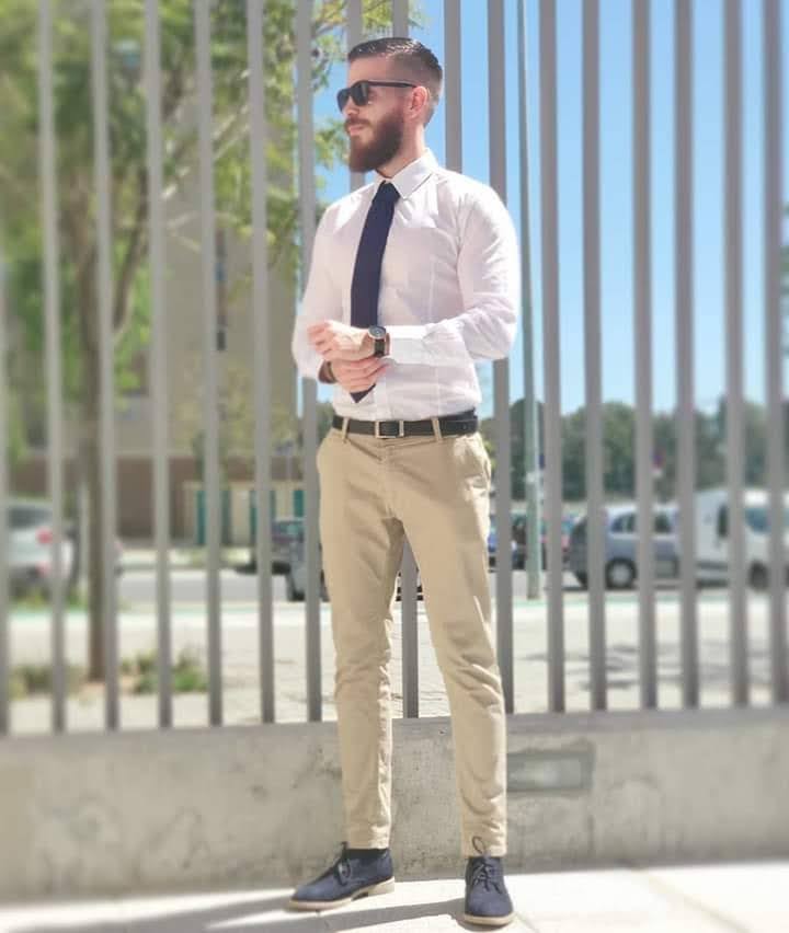 Hoy es tu cumpleaños hijo , felicidades y besos al cielo, te queremos 😘😘😘