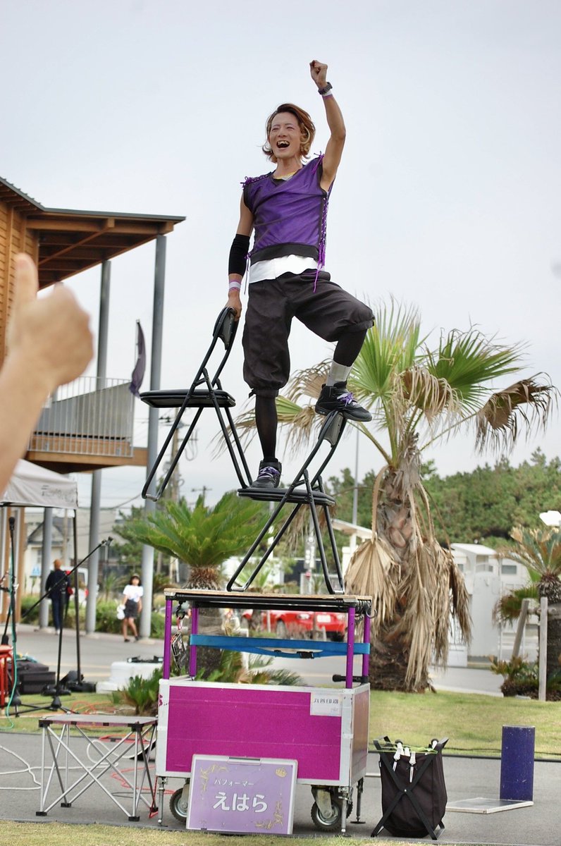 2025.10.4

#うみちかマルシェ
#パフォーマーえはら さん