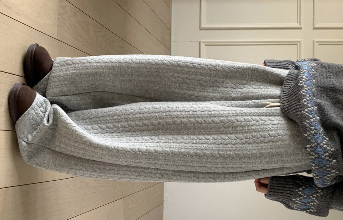 직잭 바지 쿠폰 뿌리는거 내일까지길래..
진짜 진짜 내가 좋아하는 바지들 😍

이건 믿고 사셔도됨..