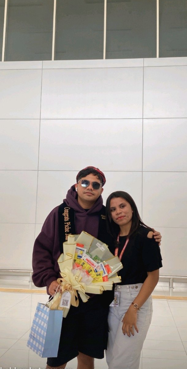 RedyBeis's tweet photo. Sukses selalu ktua konser MLM ini semoga berjalan dngan lancar yah amin

PICHE KOTA AT PASTO CONCERT 
  #pichekotakonserPasto
   # pichekota https://t.co/vfMvSIbbq9