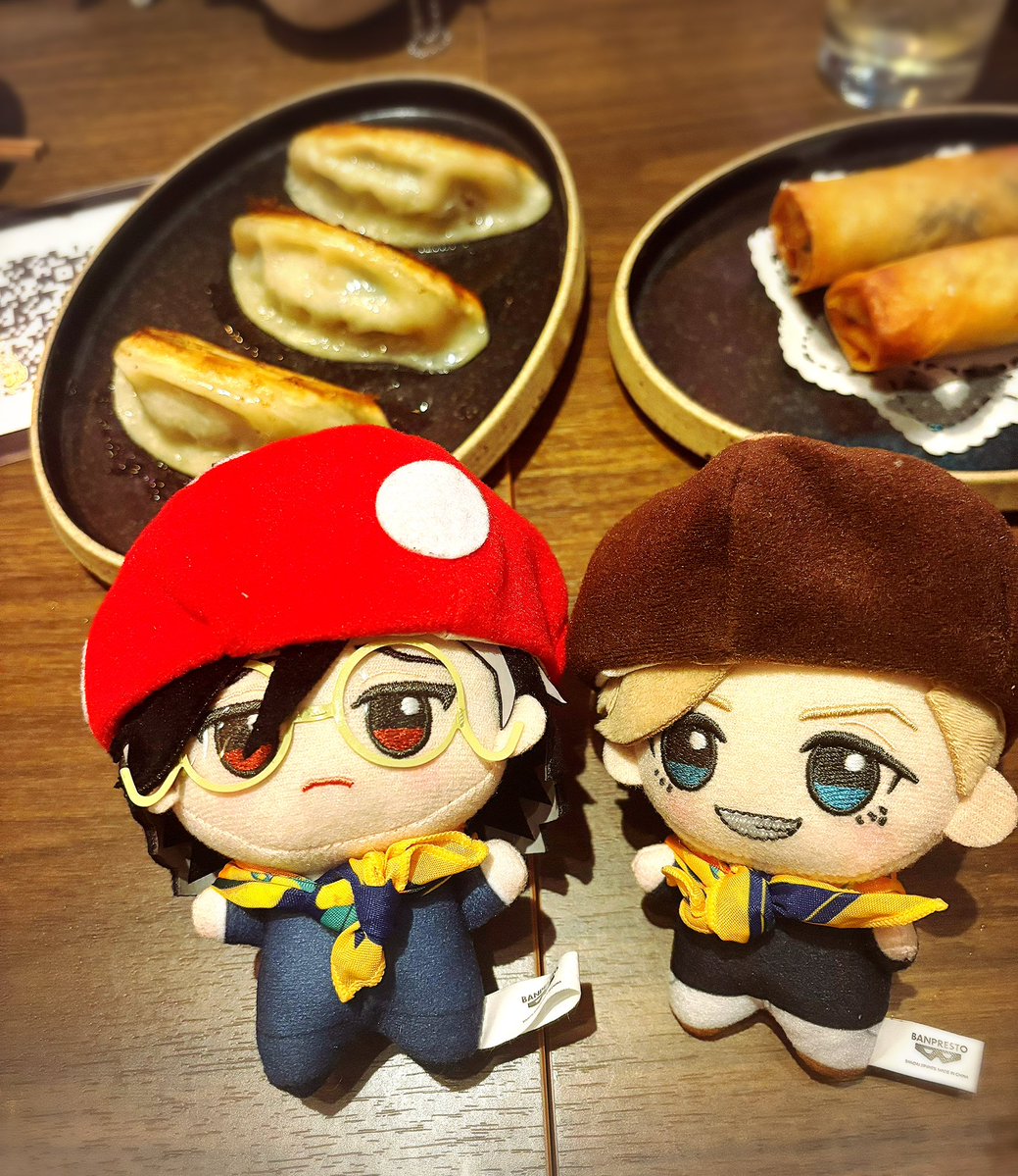 うるしの誕生日を祝って謎解きしてご飯を食べました。雑に誘ってるにも関わらず、いつも構ってくれてありがとうございます～😊
ちなみに、謎解きはご飯の予約までに間に合わなかったです笑