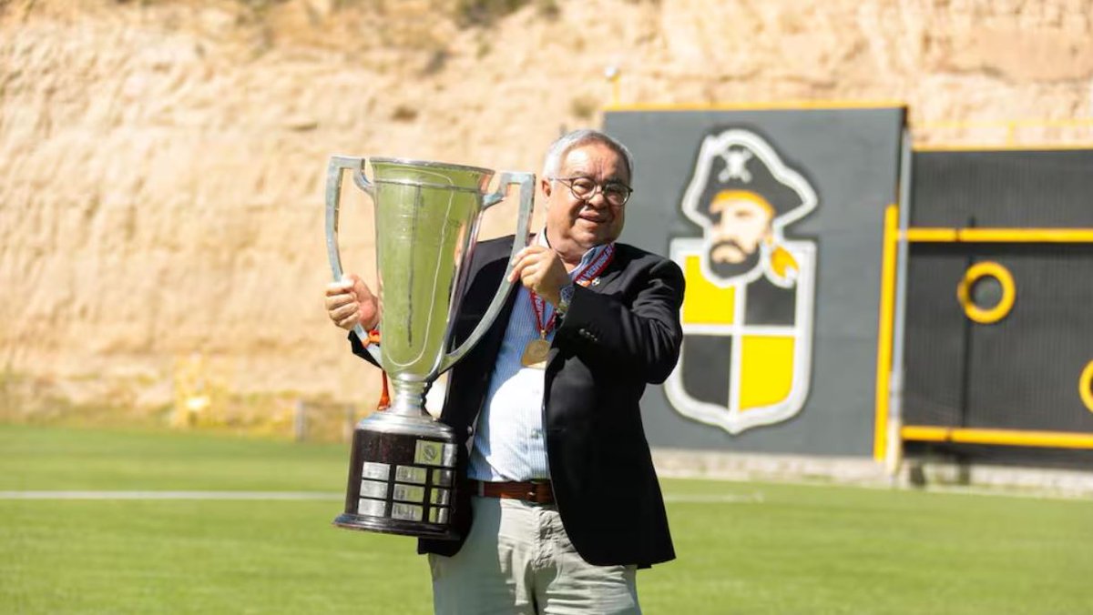 ElDeportivoLT's tweet image. ⚽ Jorge Contador, presidente de los piratas: “Todos los que trabajamos aquí somos hinchas fanáticos de Coquimbo Unido” latercera.com/el-deportivo/n…
