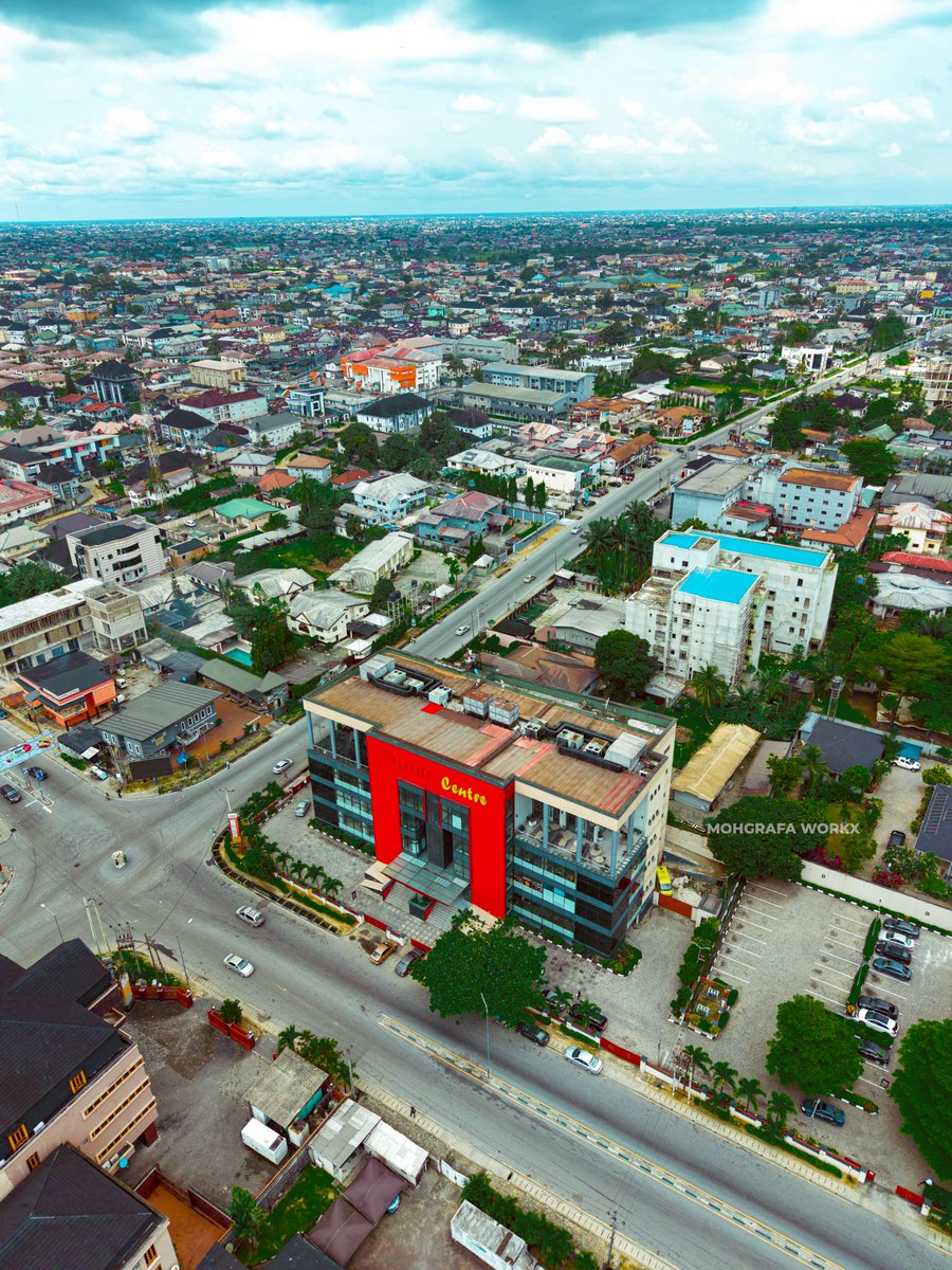 mohgrafaworkx's tweet image. Skyline of Port harcourt…..
Where is this location?