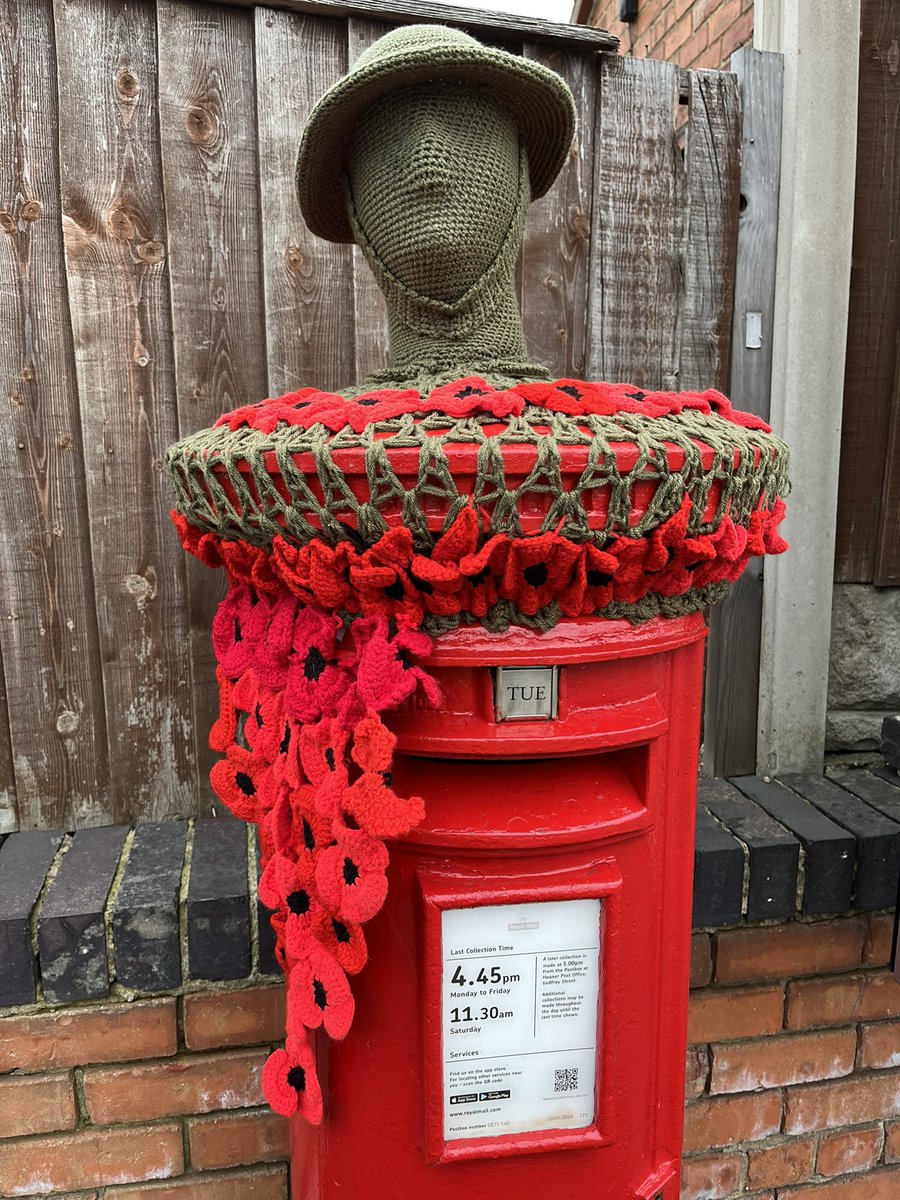 FloralRainbowAW's tweet image. Our local postbox this week 
#PostboxSaturday